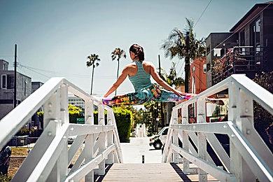 《苏菲的炼金工房2》必杀技演示 普拉芙妲&拉米洁儿